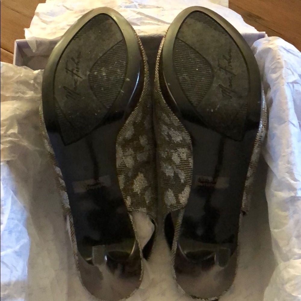 Shoes - Picture 4 of 5